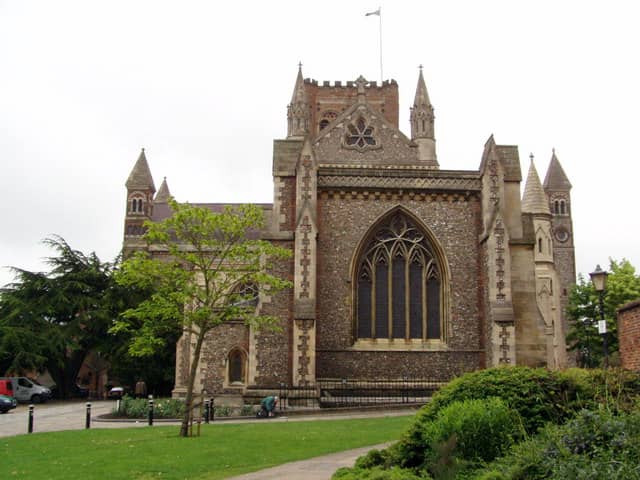 Colin Blunstone Joined by Rod Argent and new St Albans Bishop Right Revd Dr Andrew Rumsey at St Albans Cathedral