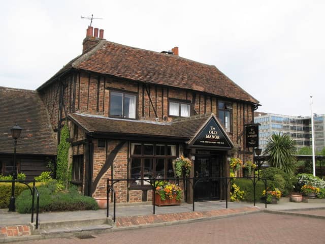 The Old Manor, Potters Bar