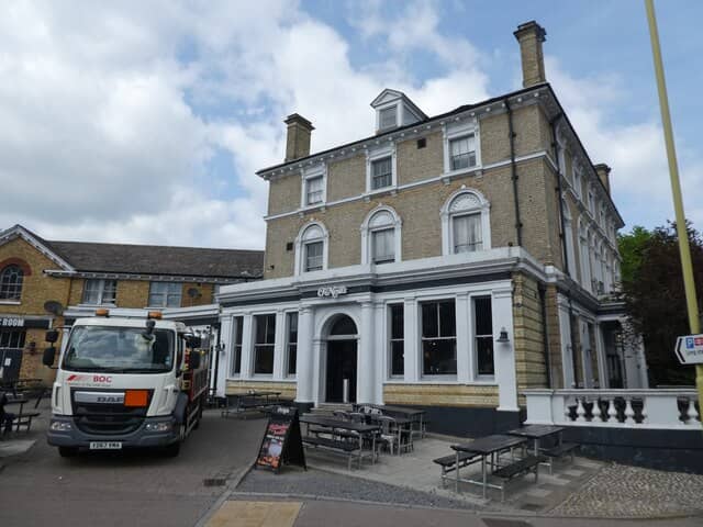 O'Neil's, Watford