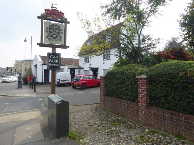 The Vine, Waltham Cross