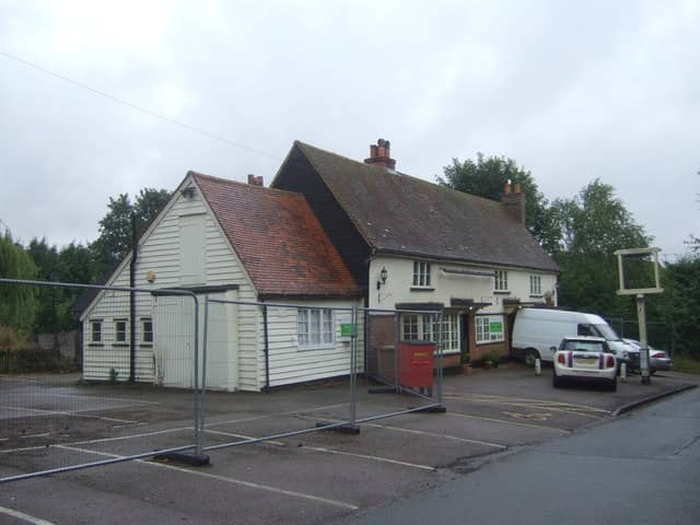 Rose & Crown