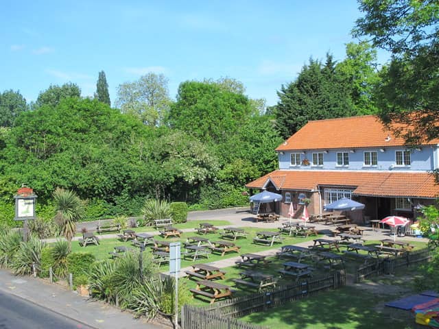 The Crocodile, Cheshunt